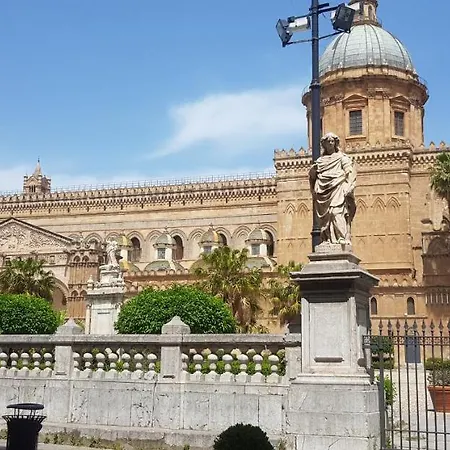 Indipendenza Apartman